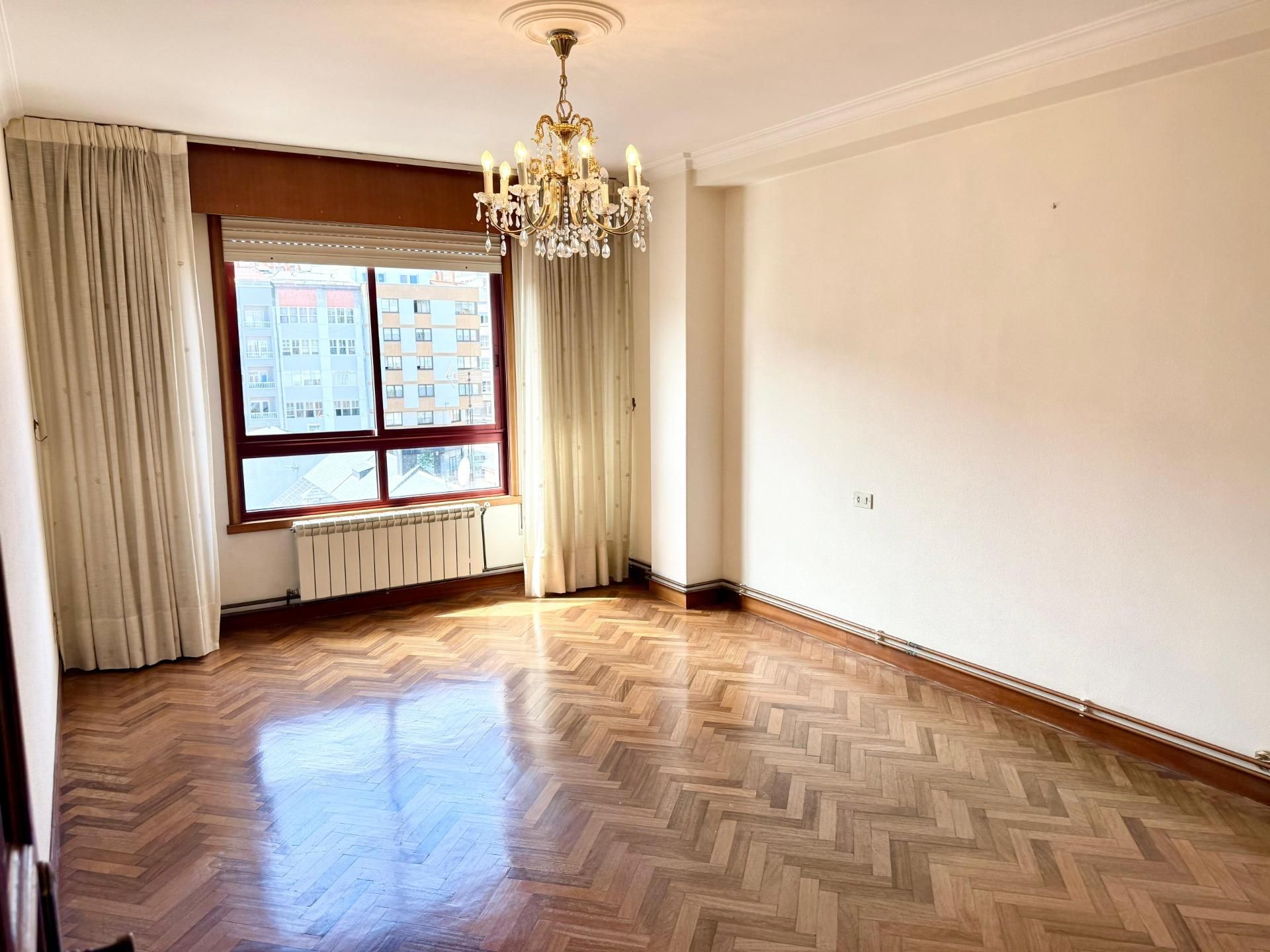 Bedroom of Flat for sale in A Coruña Capital   with Heating, Parquet flooring and Storage room