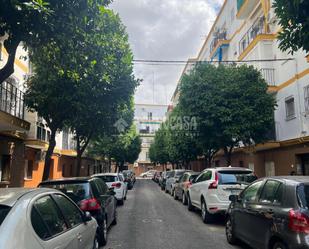 Exterior view of Flat for sale in  Sevilla Capital  with Air Conditioner