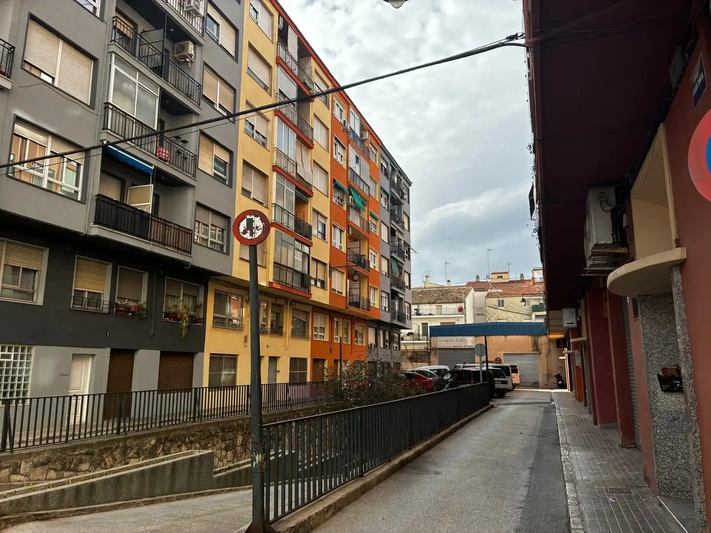 Vista exterior de Pis en venda en Alcoy / Alcoi amb Moblat