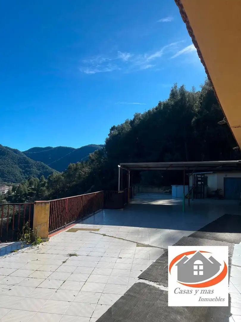 Terrassa de Casa o xalet en venda en Eslida