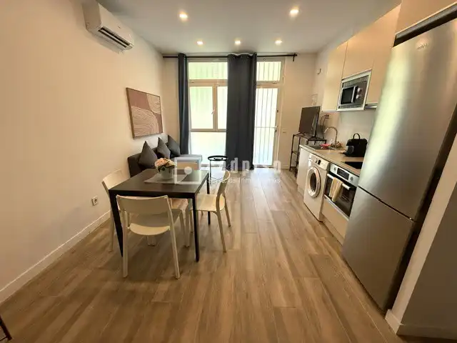 Sala d'estar de Loft en venda en Madrid amb Aire condicionat, Calefacció i Jardí privat