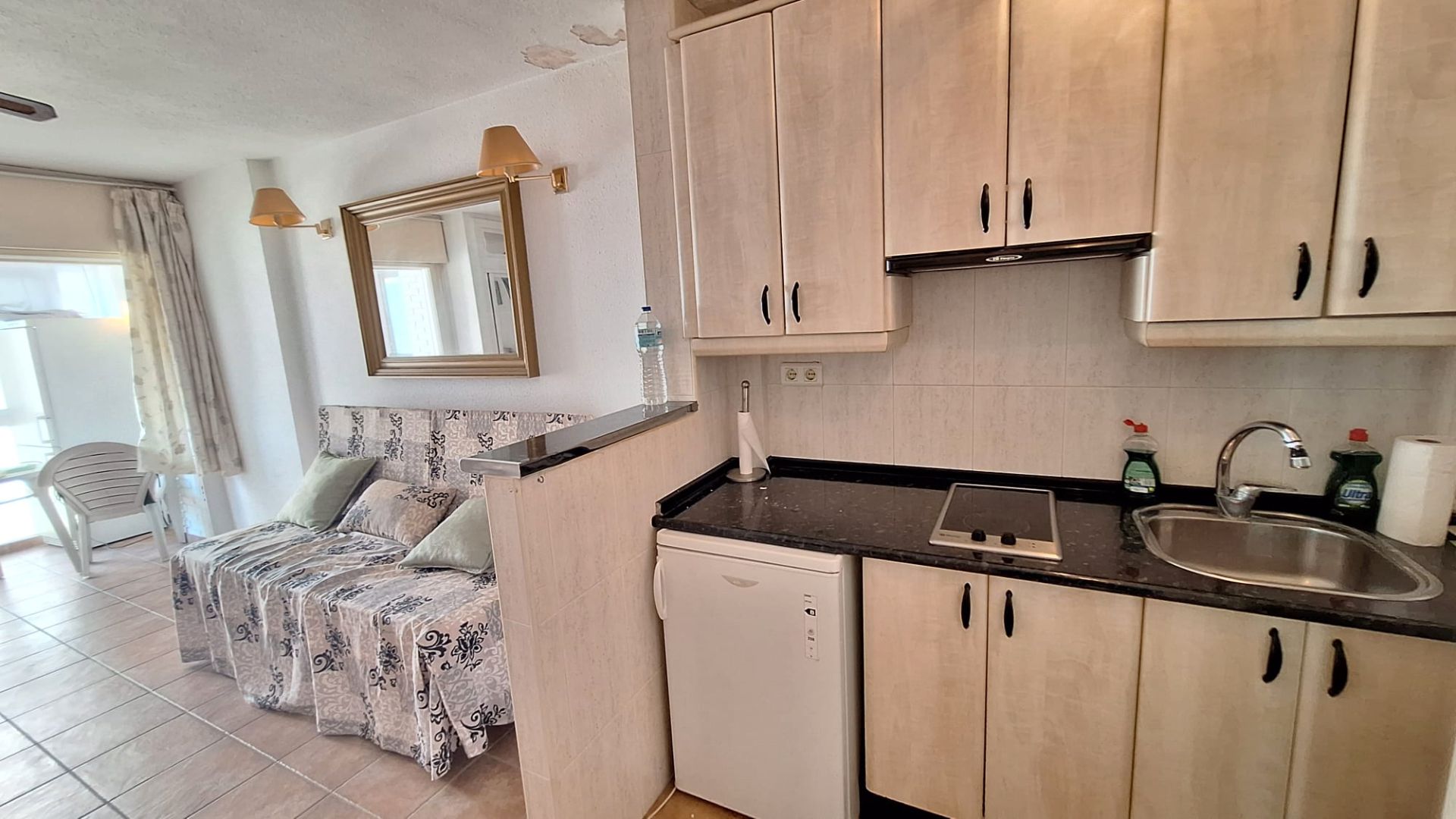 Cuina de Estudi en venda en Benalmádena amb Terrassa, Moblat i Piscina comunitària