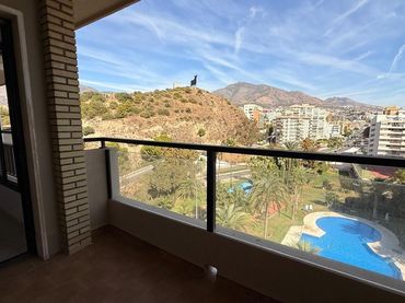 Apartament amb piscina en venda a Playa de los Boliches