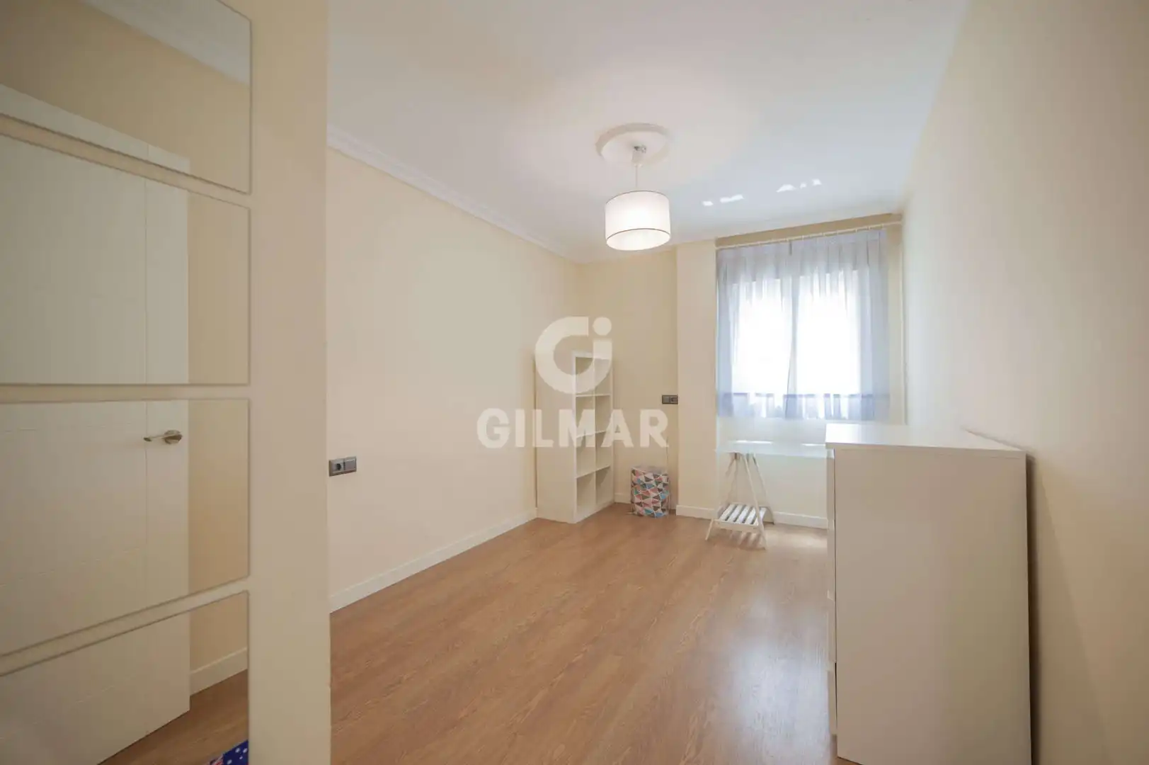 Bedroom of Flat for sale in Sevilla  with Heating and Storage room