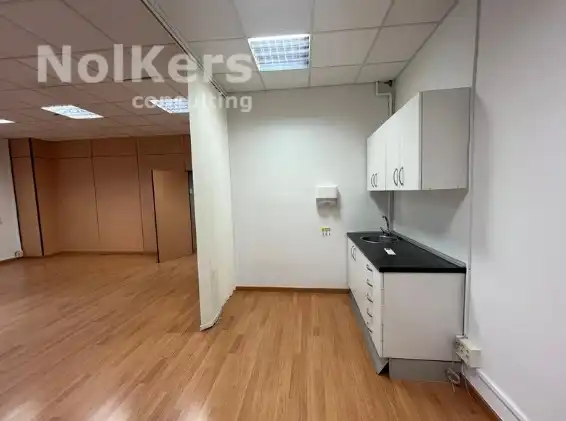 Industrial building to rent in Almeda - El Corte Inglés, imagen 9
