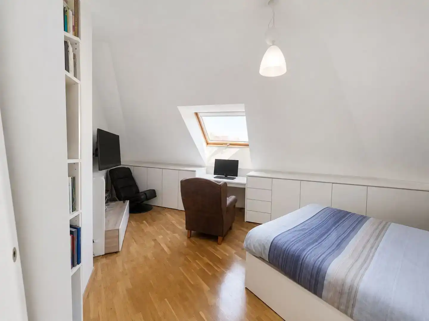 Bedroom of Flat for sale in Torrelodones  with Swimming Pool