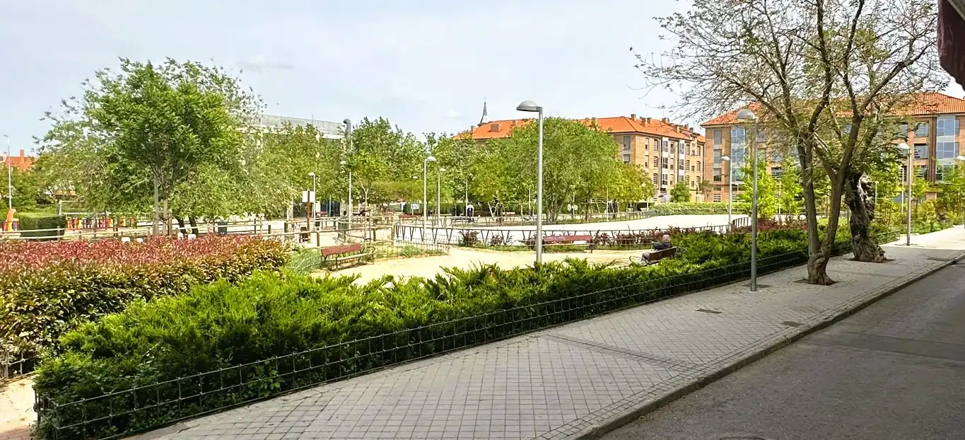 Exterior view of Flat for sale in Madrid  with Air Conditioner, Heating and Oven