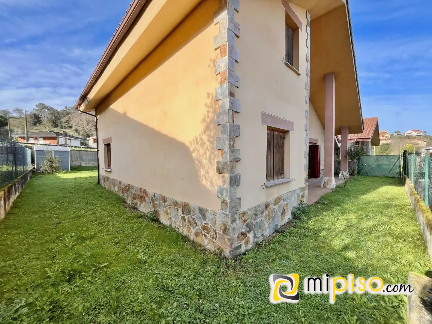 Vista exterior de Casa o chalet en venta en Voto con Calefacción