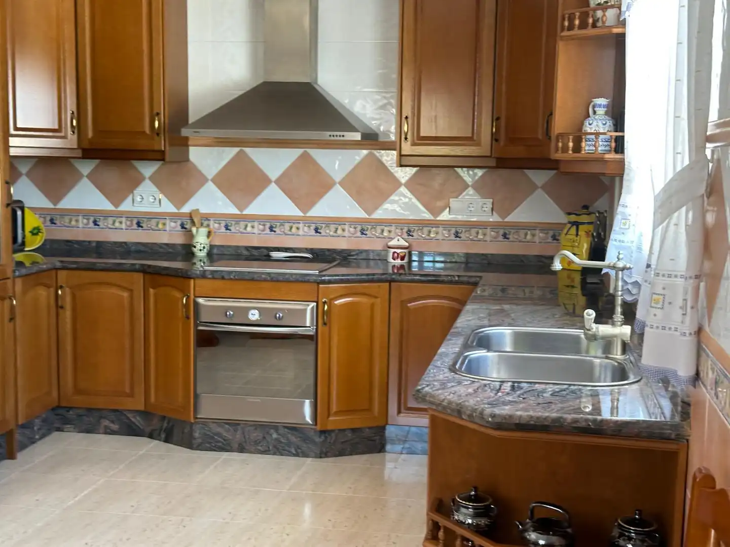 Cocina de Casa o chalet en venta en Mutxamel con Aire acondicionado, Calefacción y Jardín privado