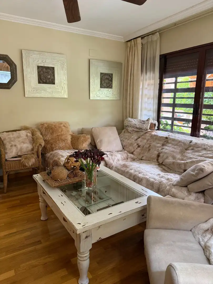 Sala de estar de Casa adosada en venta en Sant Joan d'Alacant con Jardín privado y Piscina comunitaria