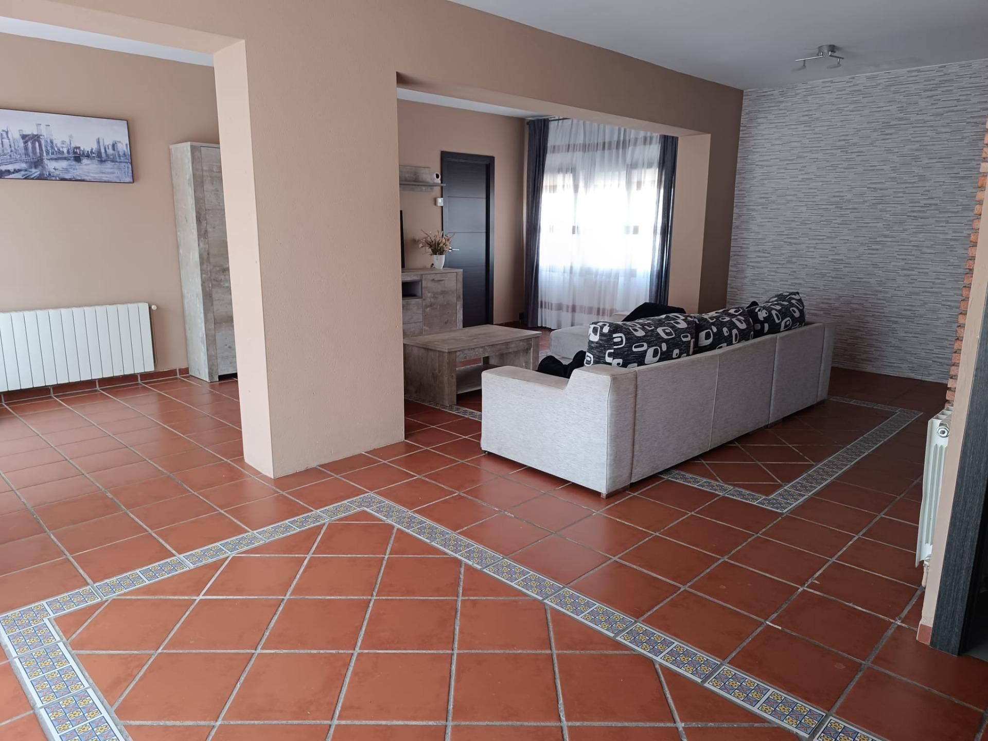 Sala de estar de Casa o chalet en venta en Esparreguera con Calefacción, Jardín privado y Terraza