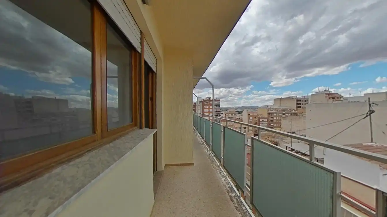 Terraza de Piso en venta en Villena