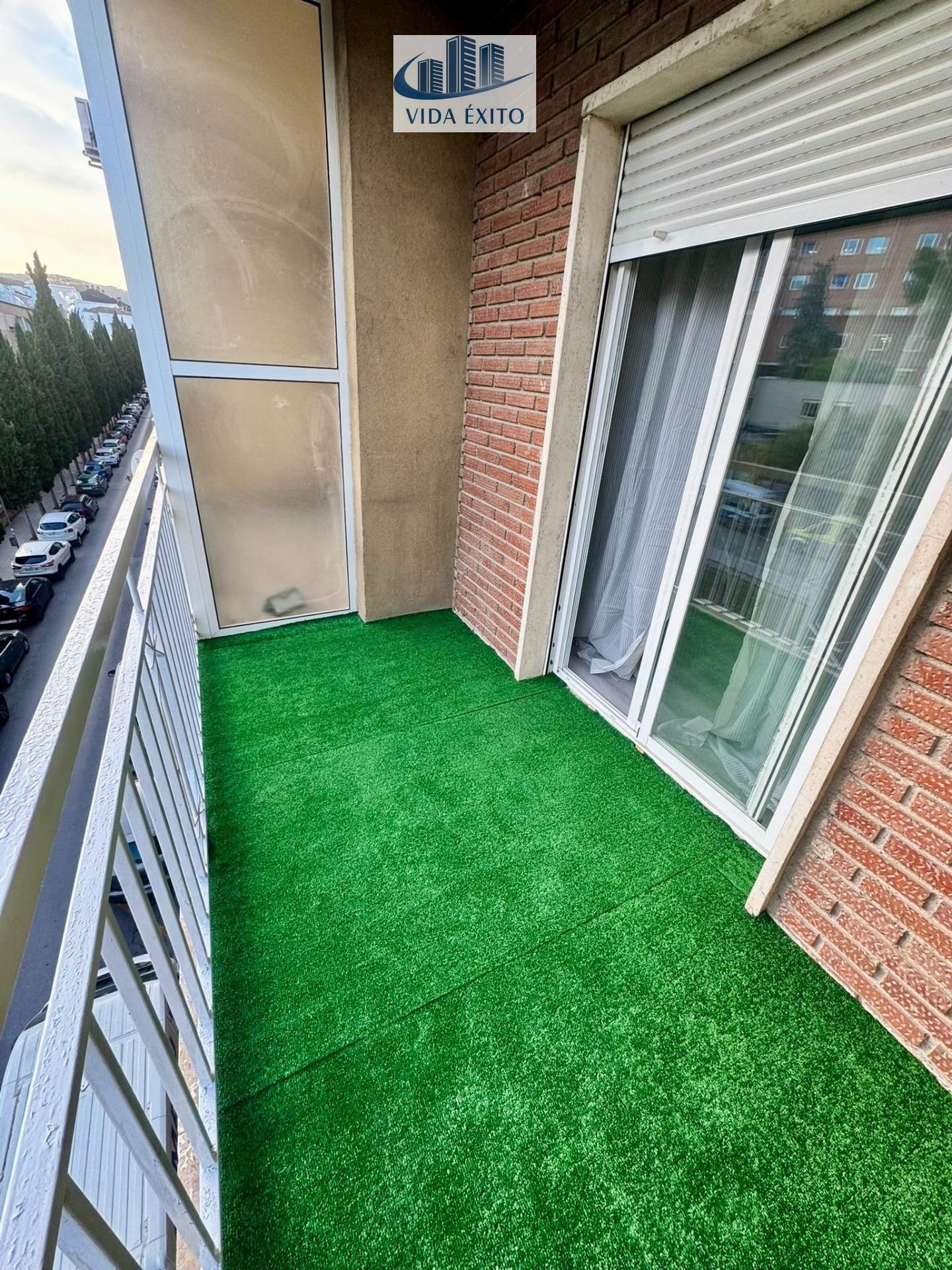 Terrassa de Pis en venda en  Jaén Capital amb Aire condicionat, Calefacció i Balcó