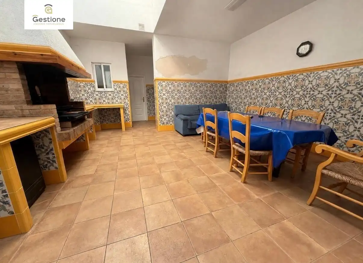 Casa adosada en venta en Burriana / Borriana con Balcón