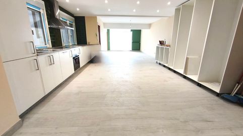 Photo 3 of Flat for rent in Rúa Do Conde de Torrecedeira, 60, Berbés - Peritos, Vigo