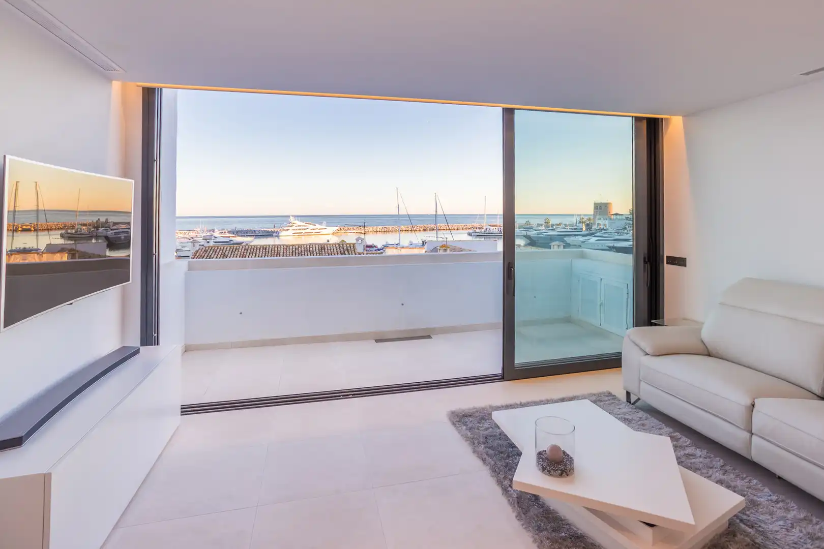 Ático con piscina en venta en Nueva Andalucía