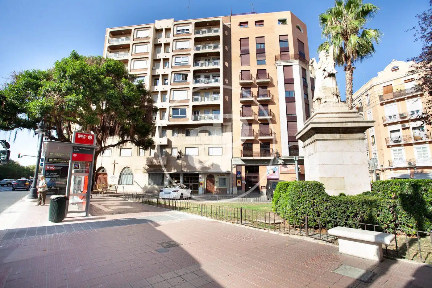 Pis de lloguer a Carrer de Sant Vicent Mártir, La Creu Coberta