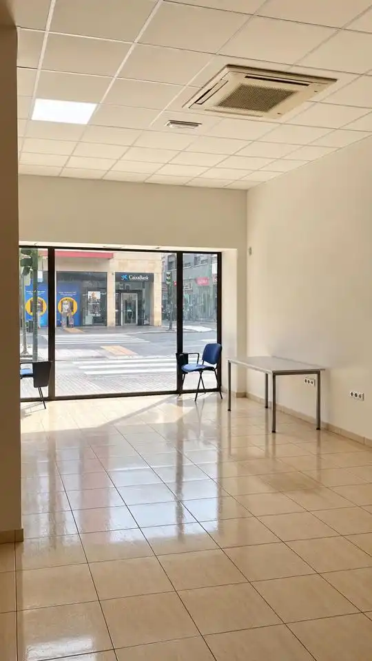 Gewerbefläche zur Miete in Calle Luis Doreste Silva 24, imagen 8
