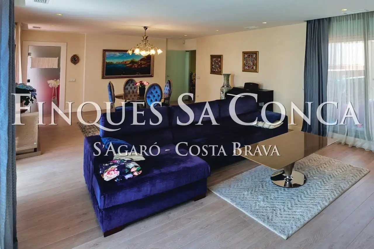 Sala d'estar de Dúplex en venda en Barcelona amb Aire condicionat, Calefacció i Terrassa