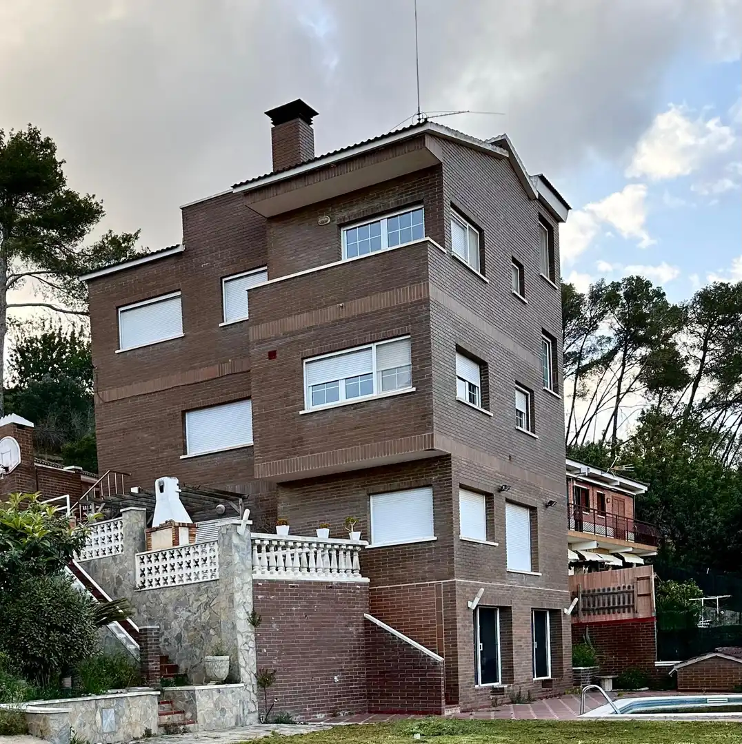 Vista exterior de Casa o xalet en venda en Marianao