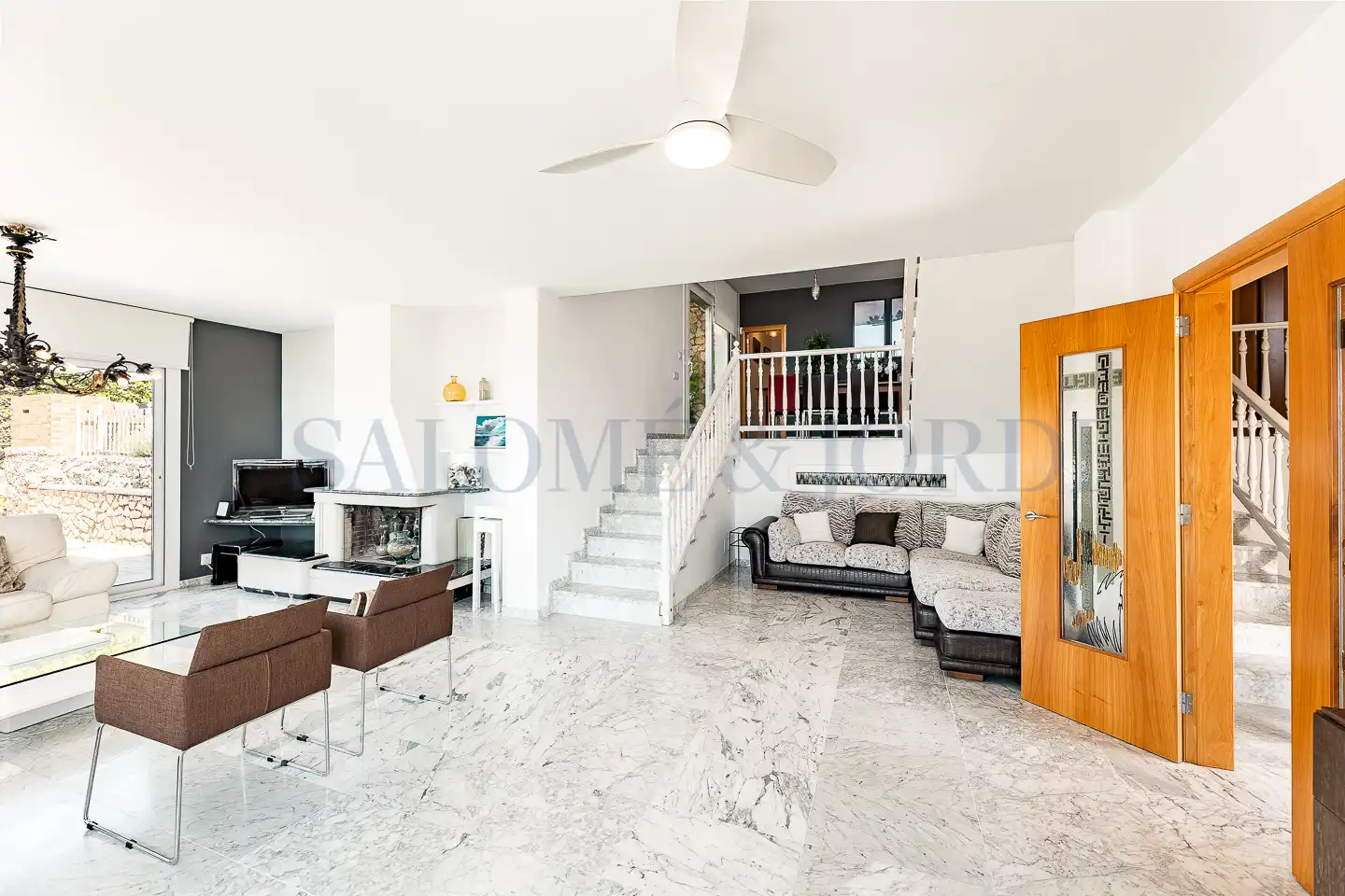 Sala de estar de Casa o chalet en venta en Cabrils con Aire acondicionado, Calefacción y Jardín privado
