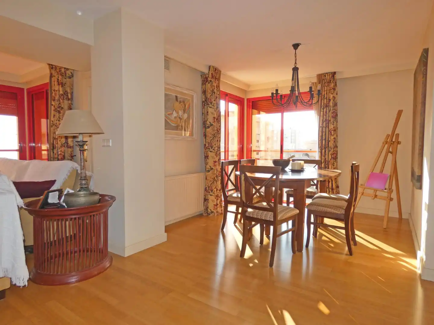 Comedor de Piso de alquiler en Alicante / Alacant con Aire acondicionado, Calefacción y Amueblado