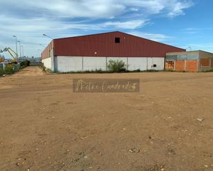 Vista exterior de Nau industrial de lloguer en Mérida