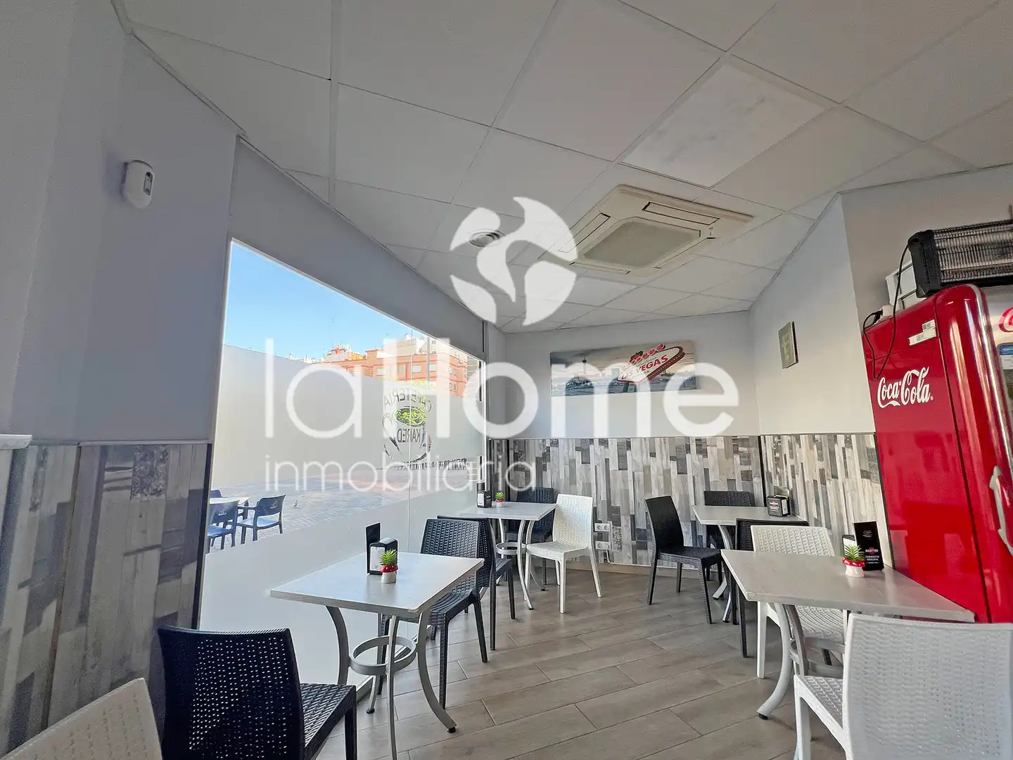 Commercial properties for rent in Mislata  with Air Conditioner, Parquet flooring and Terrace
