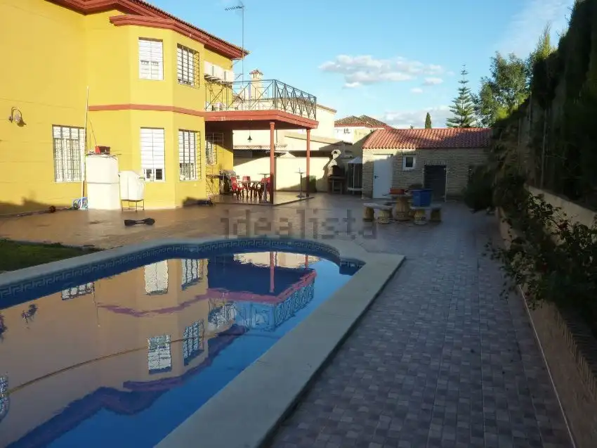 Villa avec jardin à vendre à Hermanos Álvarez Quintero 9, imagen 16