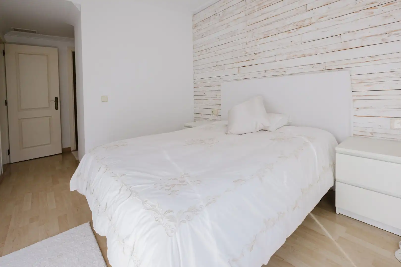 Apartamento con piscina en venta en Milla de Oro, imagen 20