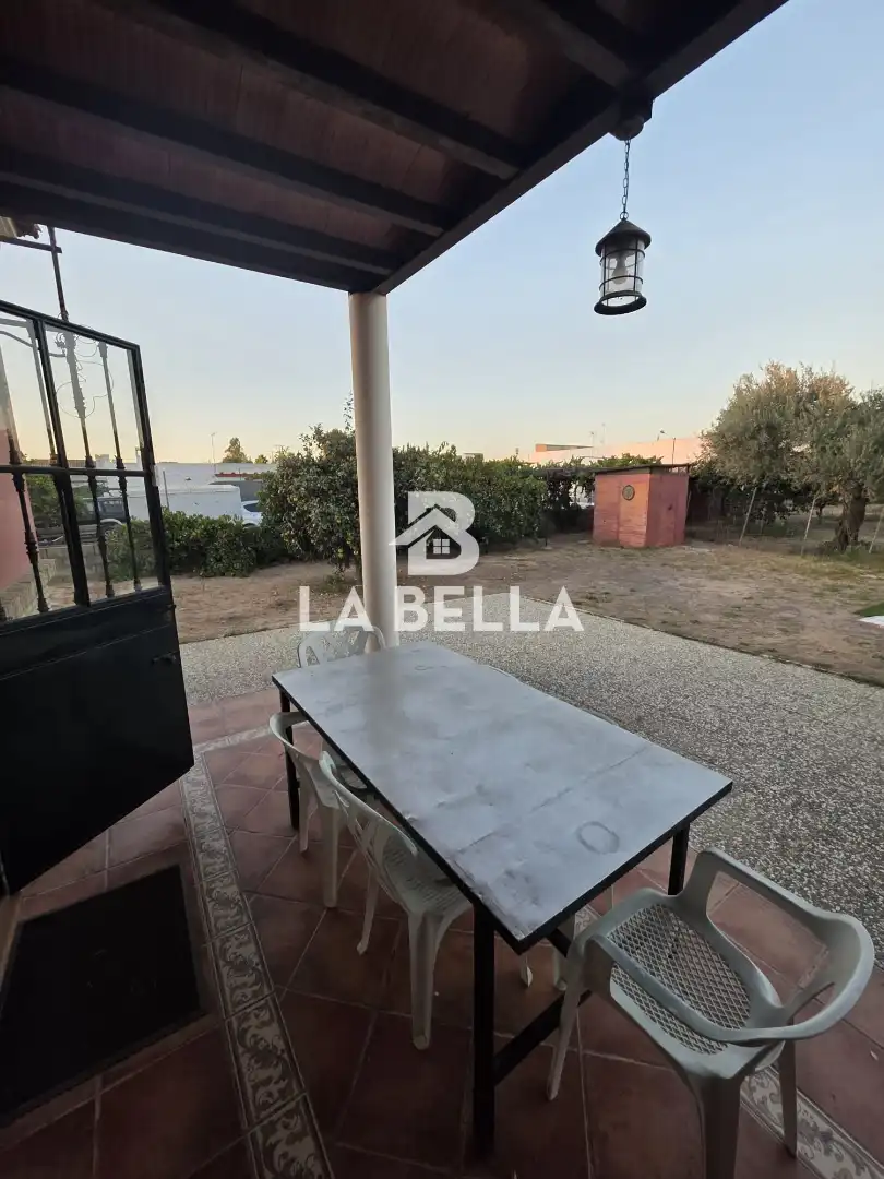 Casa o xalet en venda en Sevilla amb Aire condicionat, Jardí privat i Traster