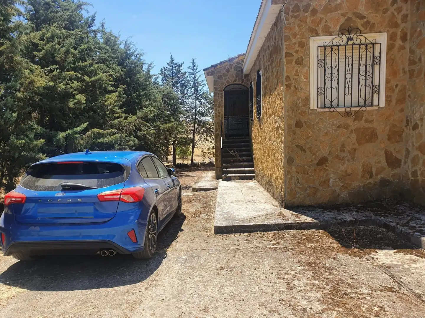 Exterior view of Houses for sale in Talarrubias  with Air Conditioner, Private garden and Storage room