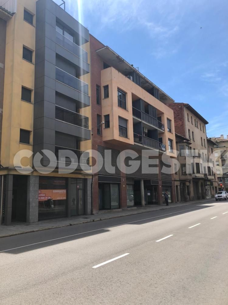 Geschaftsraum zur Miete in de Manlleu, 12, Nord