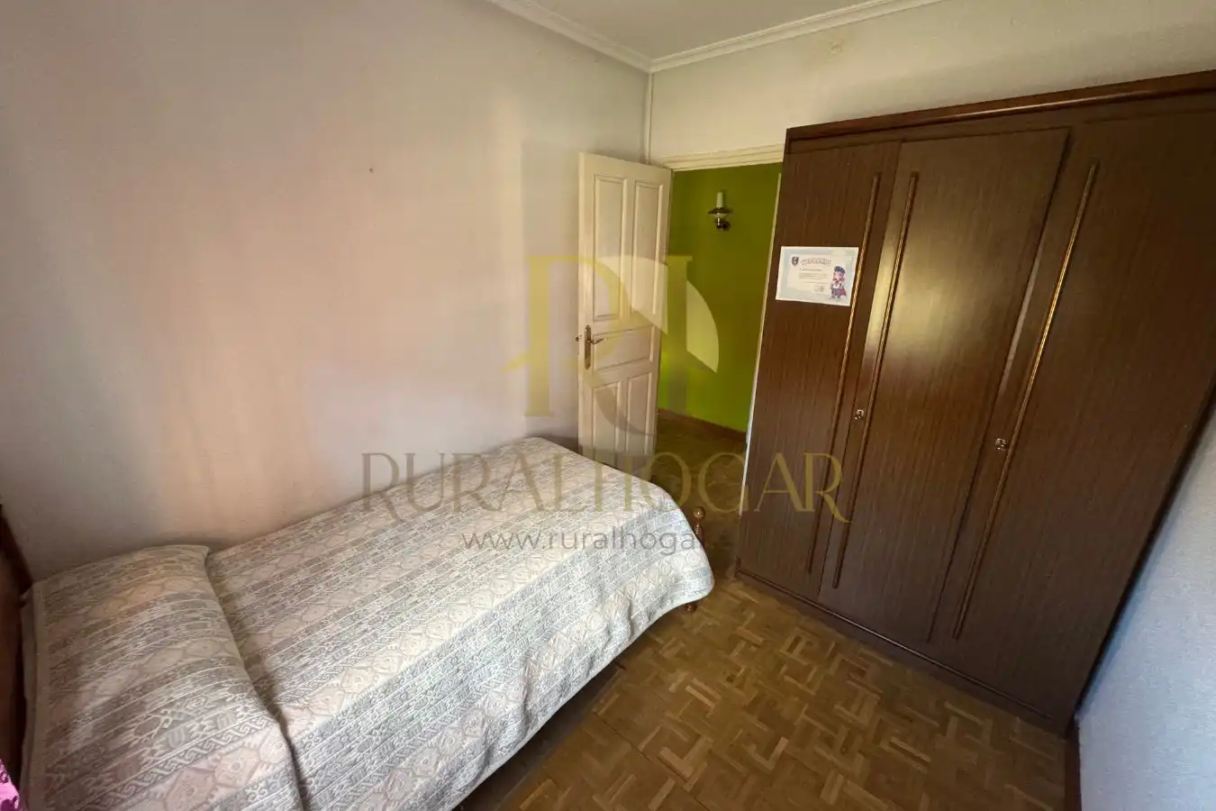 Bedroom of Houses for sale in León Capital   with Heating, Private garden and Parquet flooring