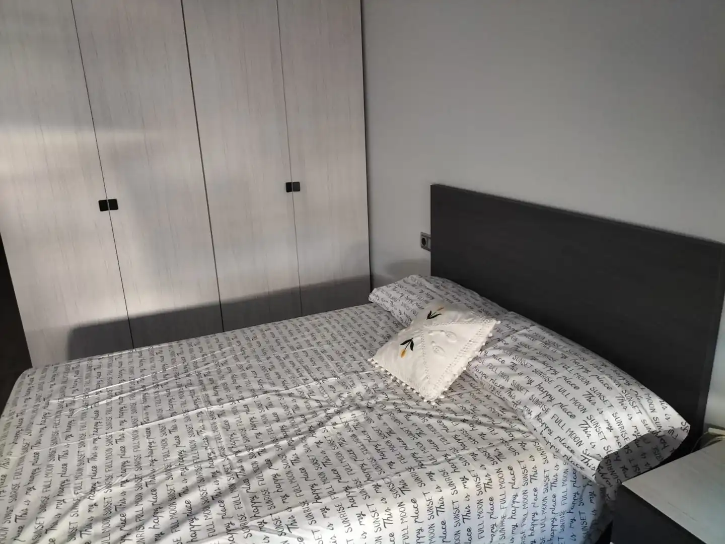 Habitación de Dúplex en venta en Villena con Aire acondicionado, Calefacción y Terraza