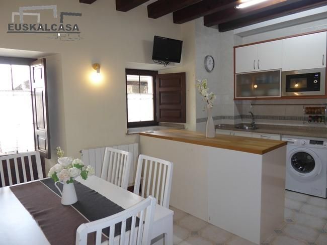 Kitchen of Duplex for sale in Artziniega  with Heating and Storage room
