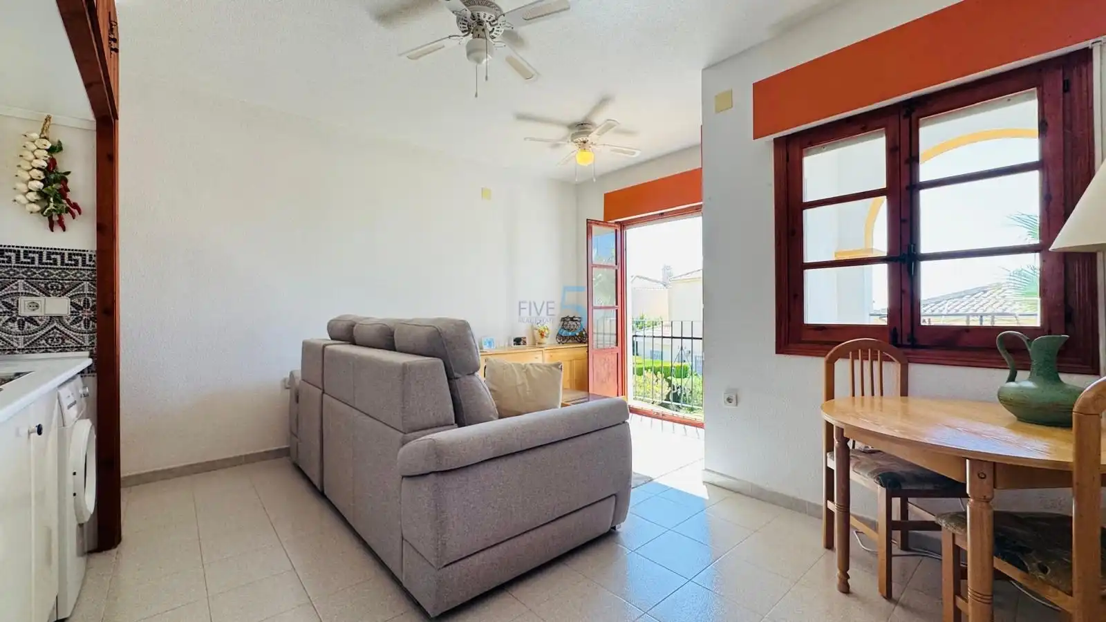 Flat with terrace for sale in San Miguel de Salinas, imagen 5