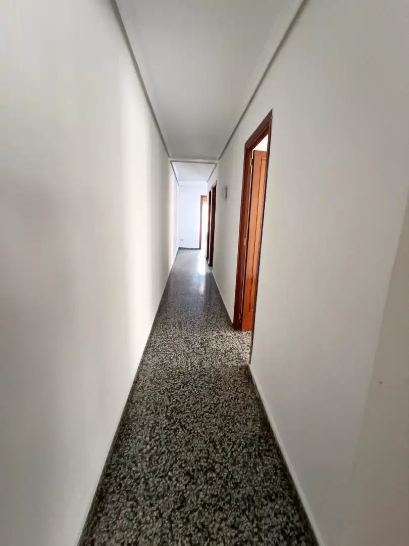 Flat for sale in Alicante / Alacant  with Air Conditioner and Balcony