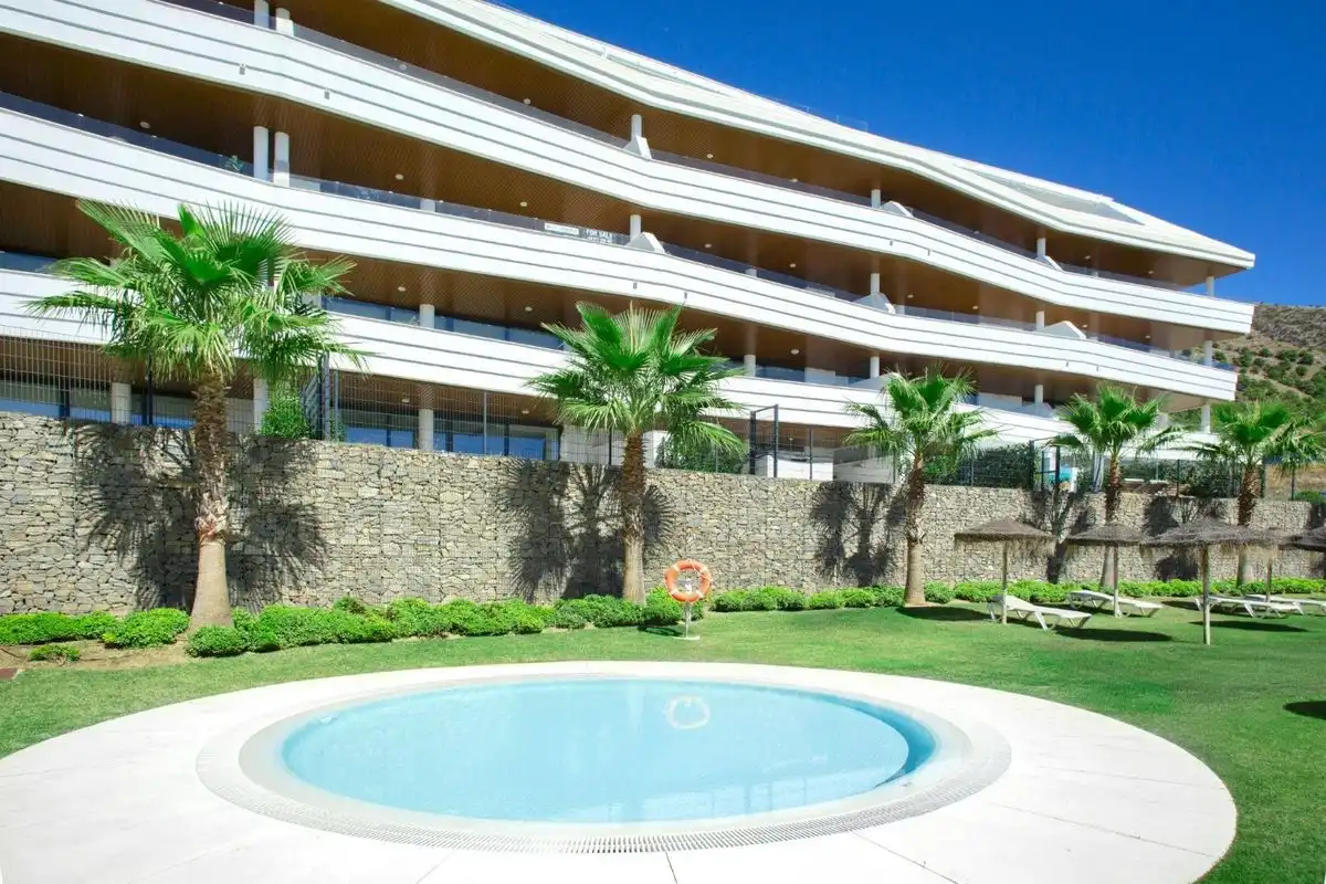 Habitatge amb jardí en venda a Av. Fuengirola, imagen 3