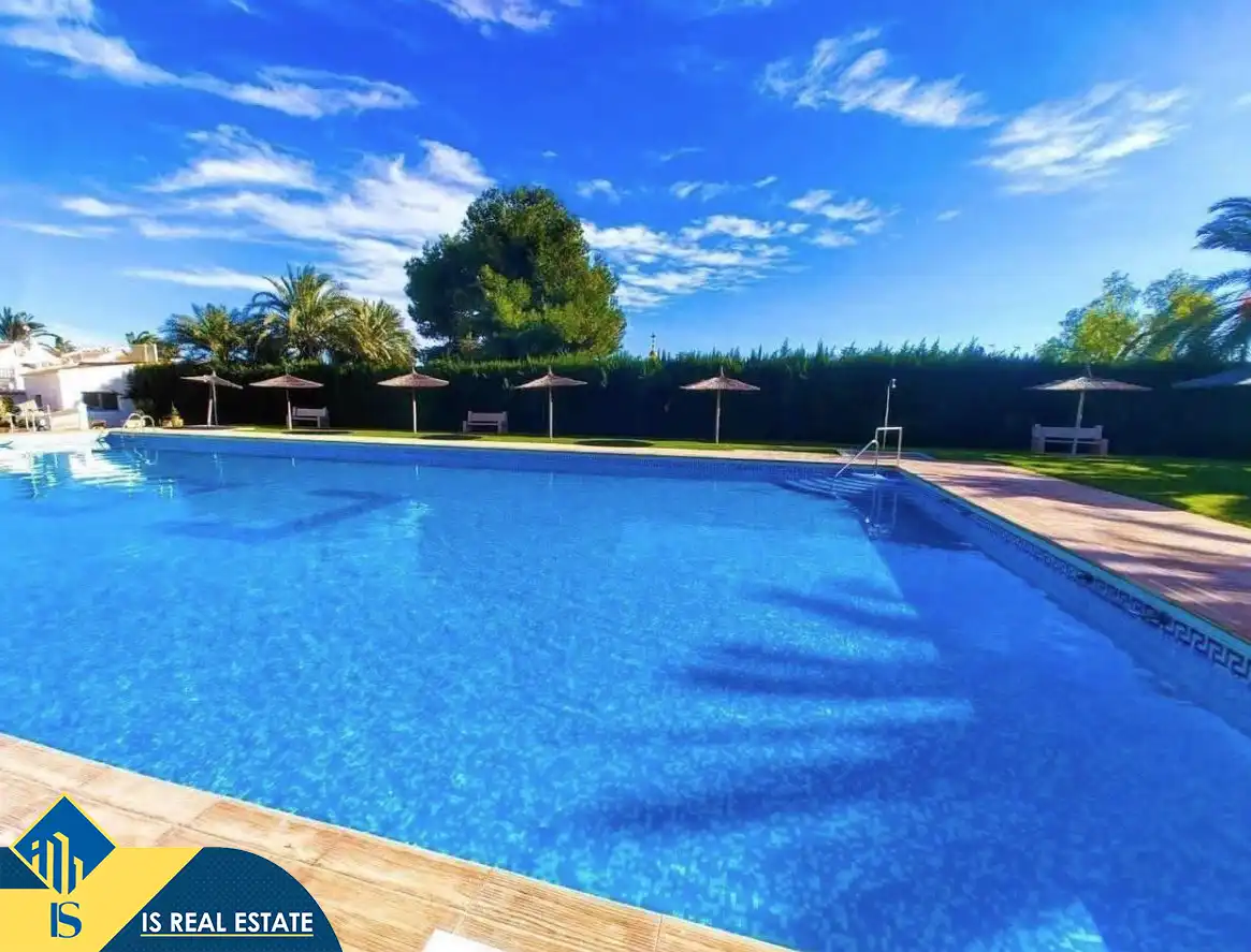 Apartment with pool for sale in Playa del Cura, imagen 2