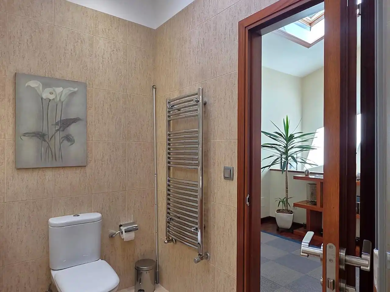 Badezimmer von Einfamilien-Reihenhaus zum Verkauf in Sada (A Coruña) mit Klimaanlage, Heizung und Privatgarten