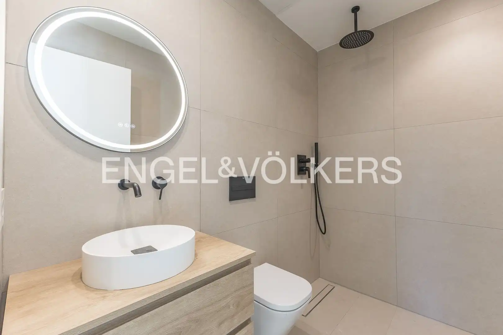 Baño de Casa o chalet en venta en Sant Cugat del Vallès con Calefacción, Jardín privado y Parquet