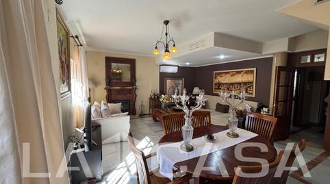Foto 2 de Casa adosada en venta en Condequinto, Montequinto