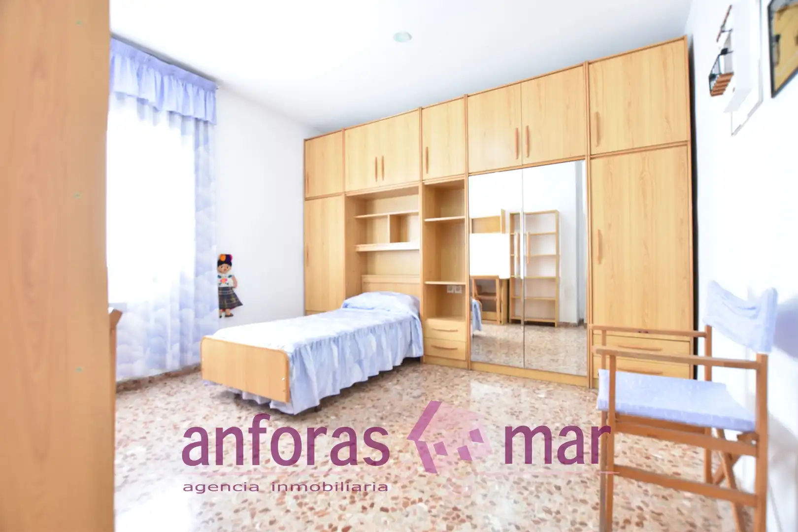 Habitación de Piso en venta en Torredembarra con Calefacción, Terraza y Amueblado