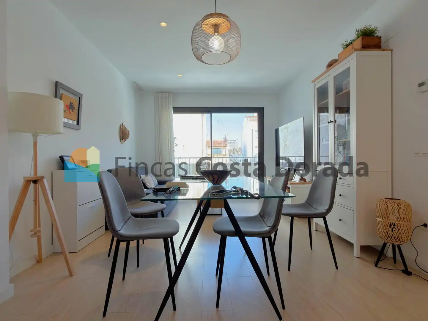 Comedor de Piso en venta en Vilanova i la Geltrú con Aire acondicionado, Calefacción y Parquet