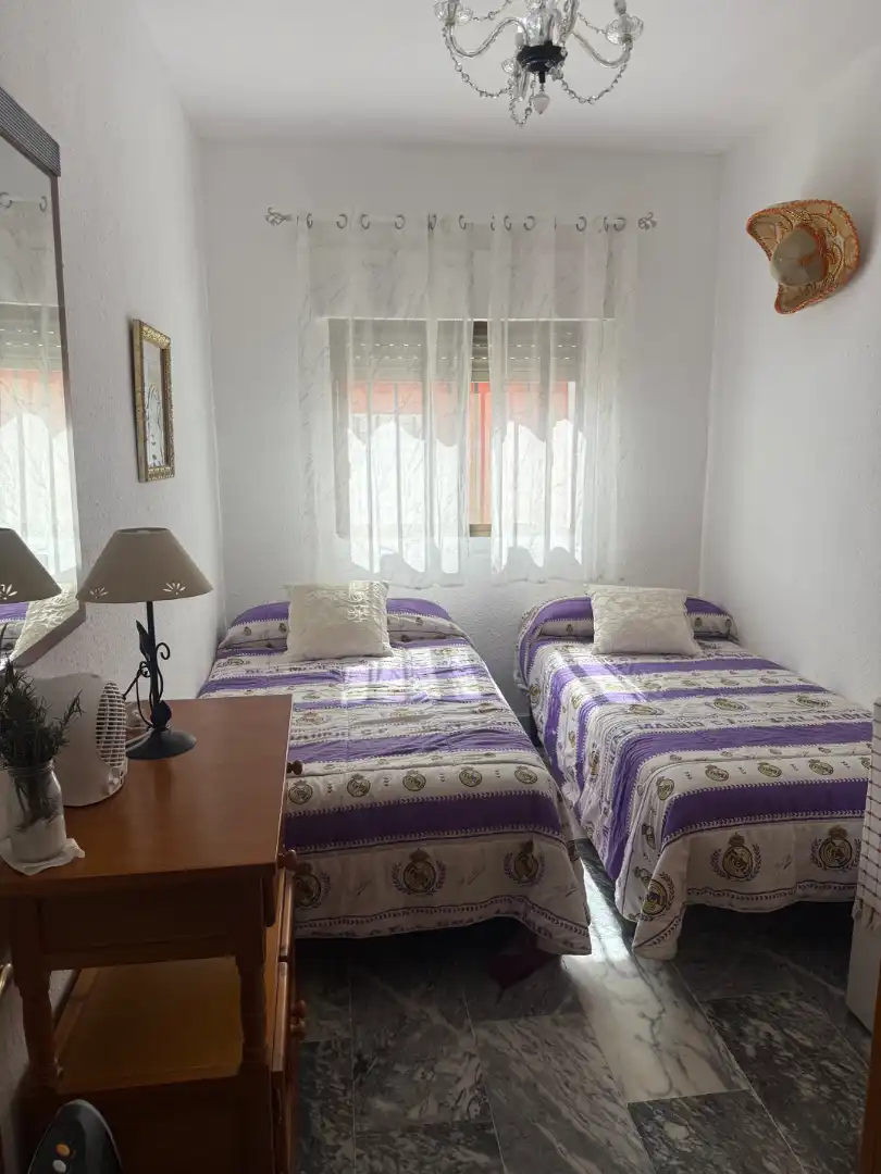 Habitación de Finca rústica en venta en Badajoz con Aire acondicionado, Calefacción y Jardín privado