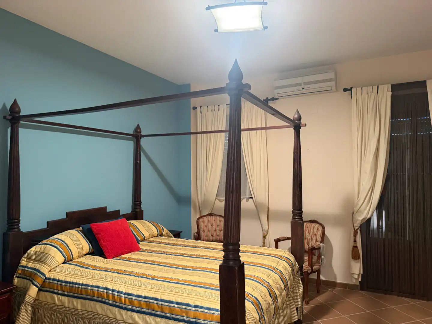 Schlafzimmer von Haus oder Chalet zur Miete in Almonte mit Möbliert