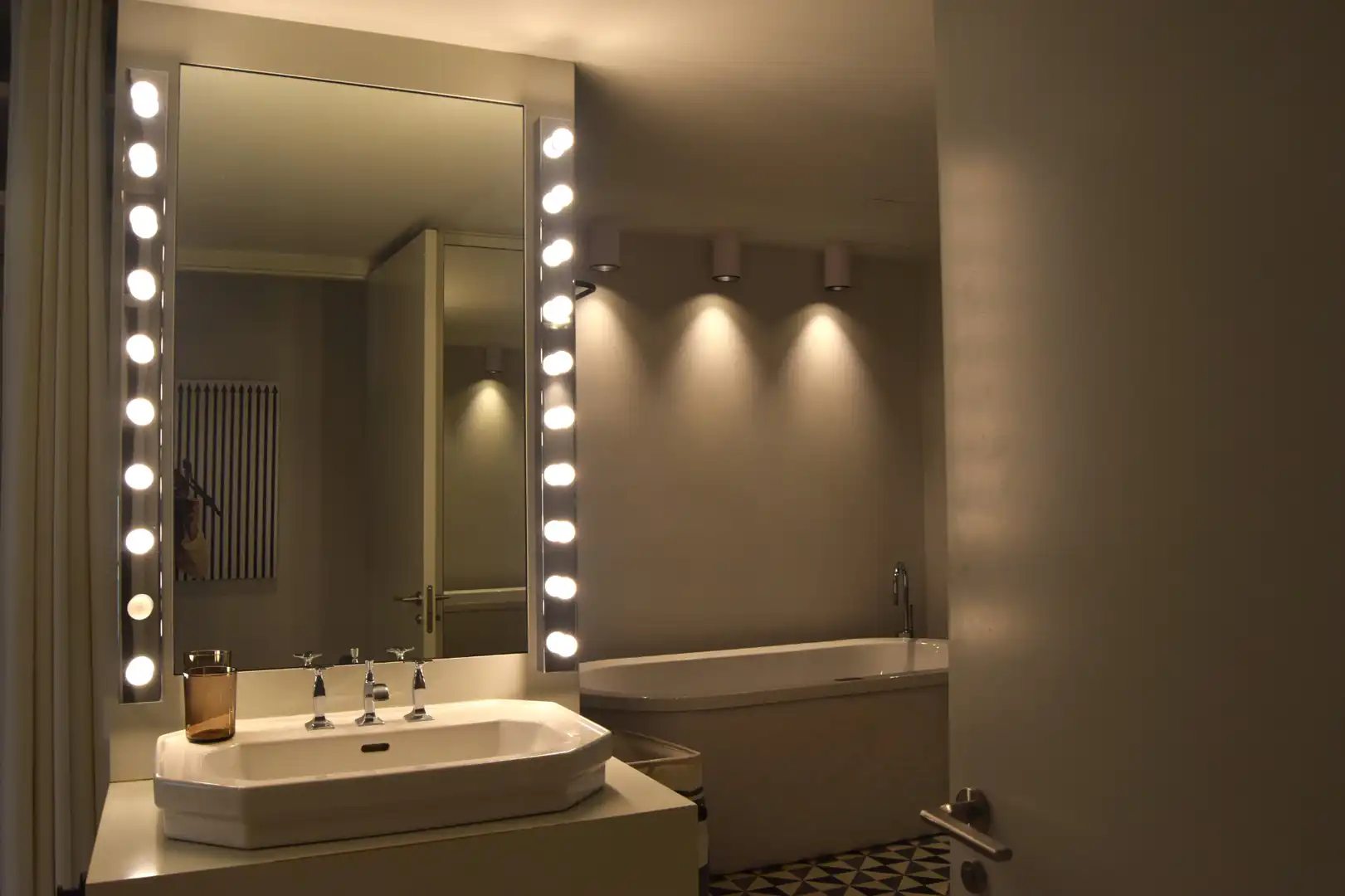 Baño de Piso de alquiler en Barcelona con Aire acondicionado, Calefacción y Parquet