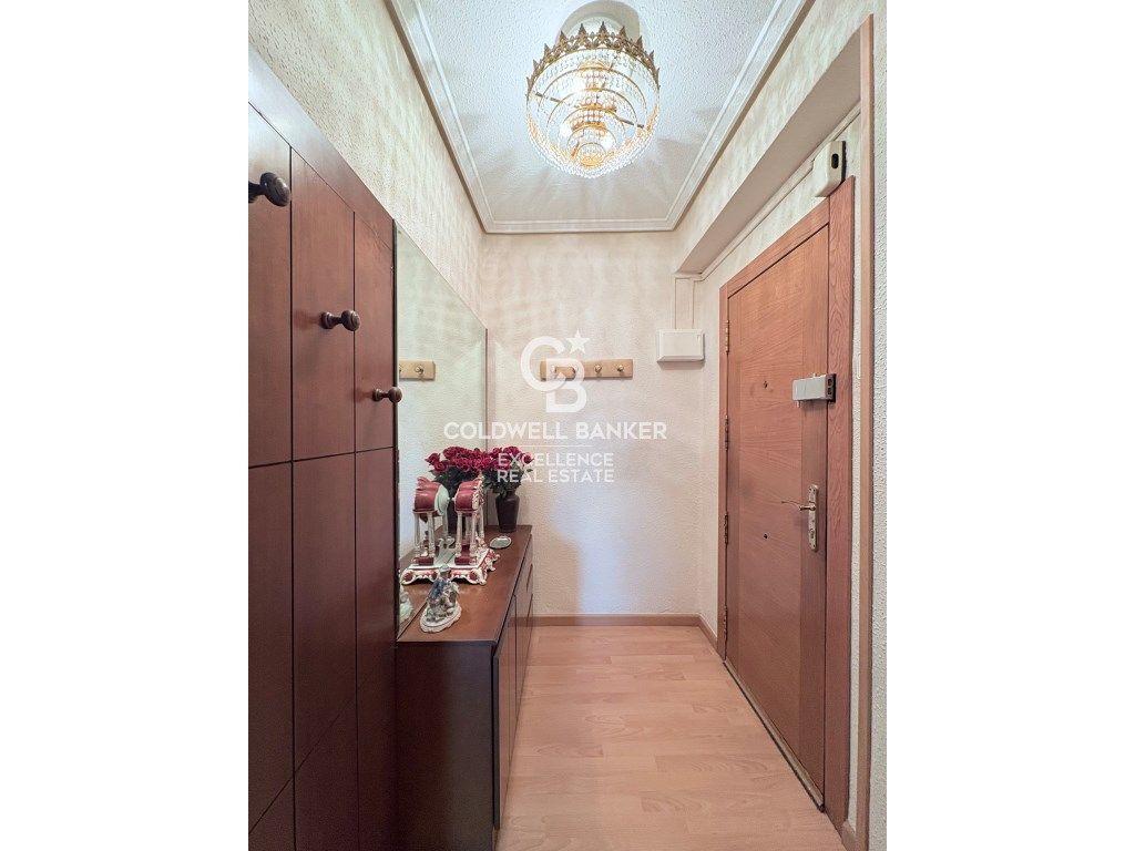 Apartment for sale in  Valencia Capital  with Balcony