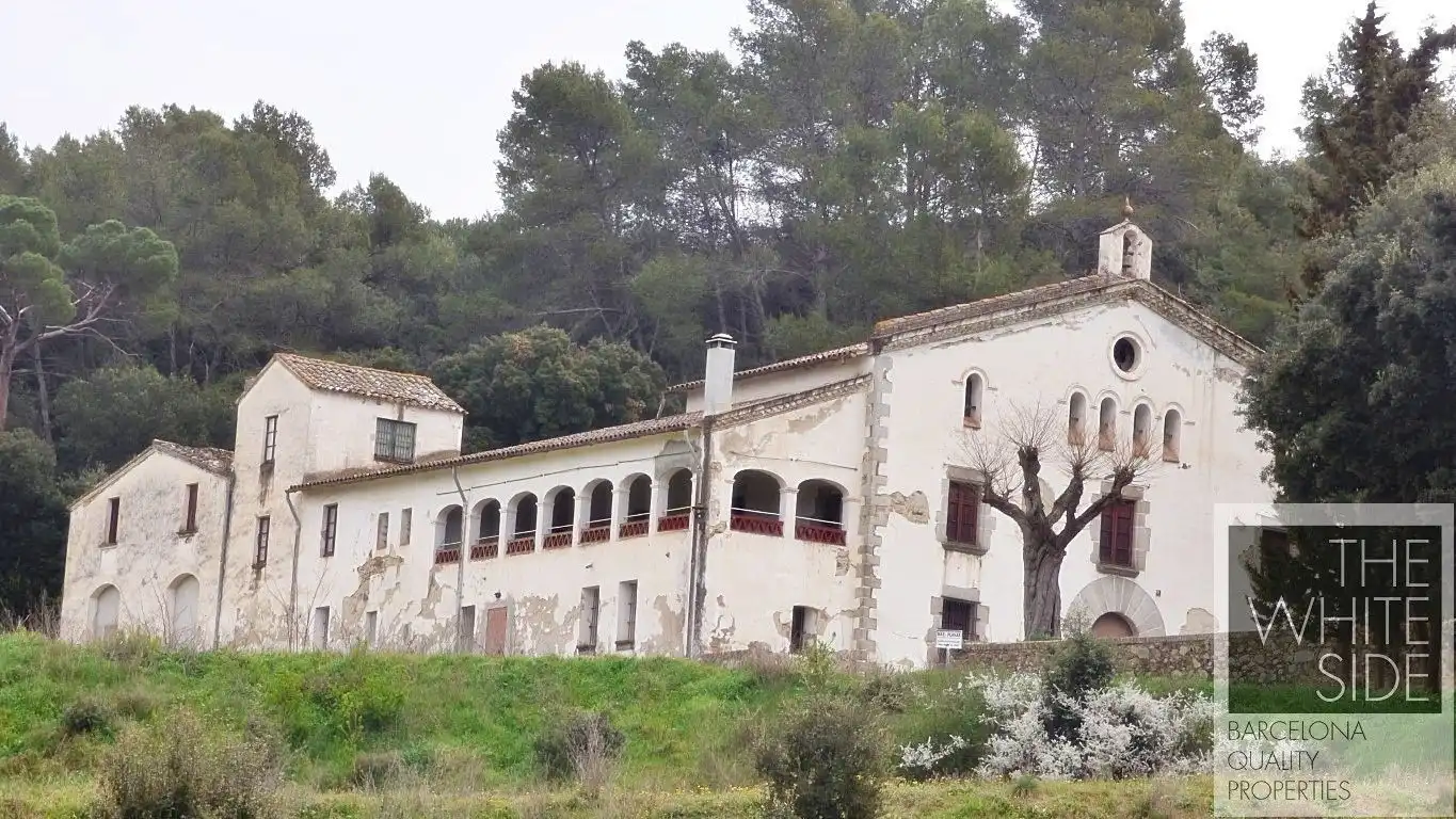 Vista exterior de Finca rústica en venda en La Roca del Vallès amb Jardí privat, Terrassa i Traster